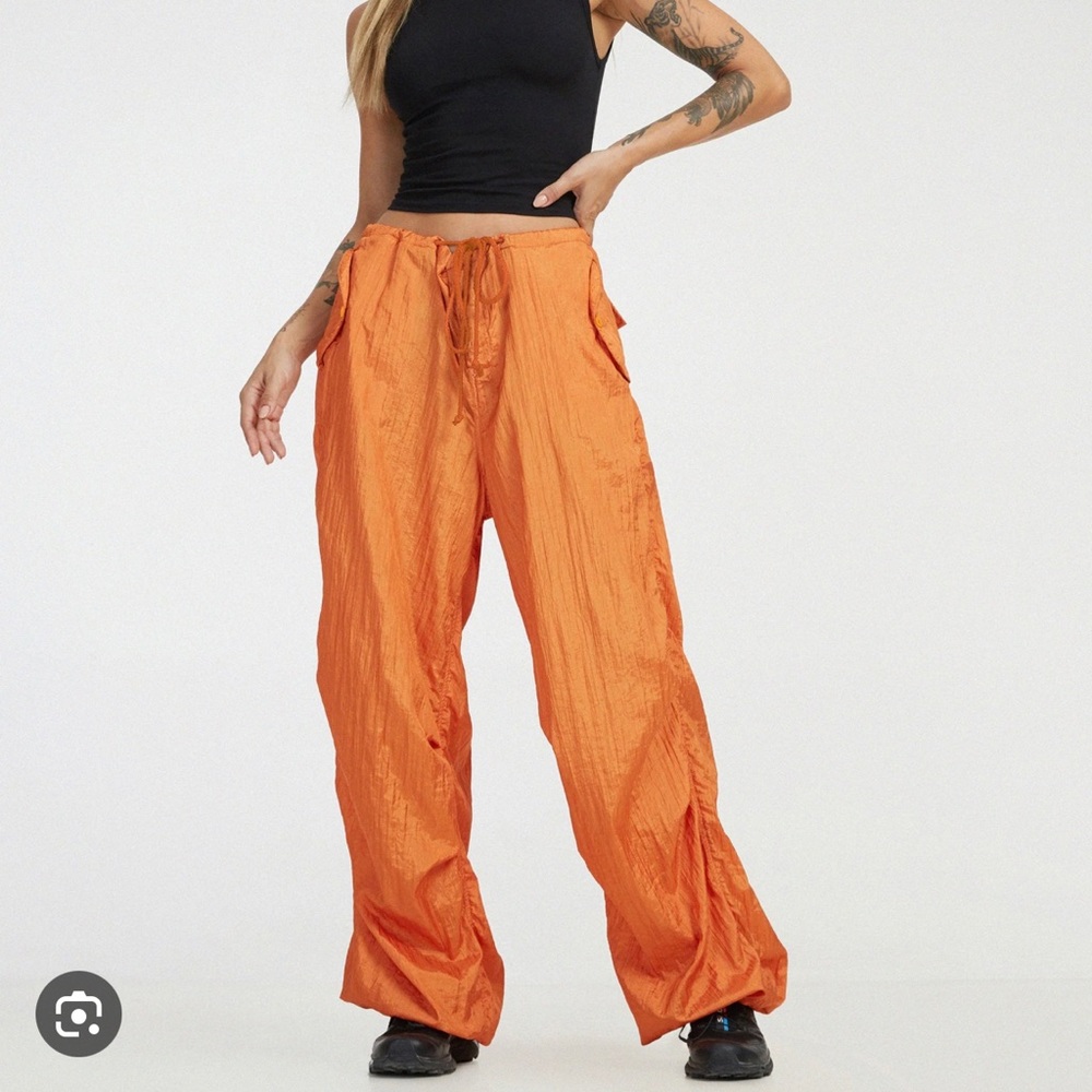 Motel rocks parachute pants